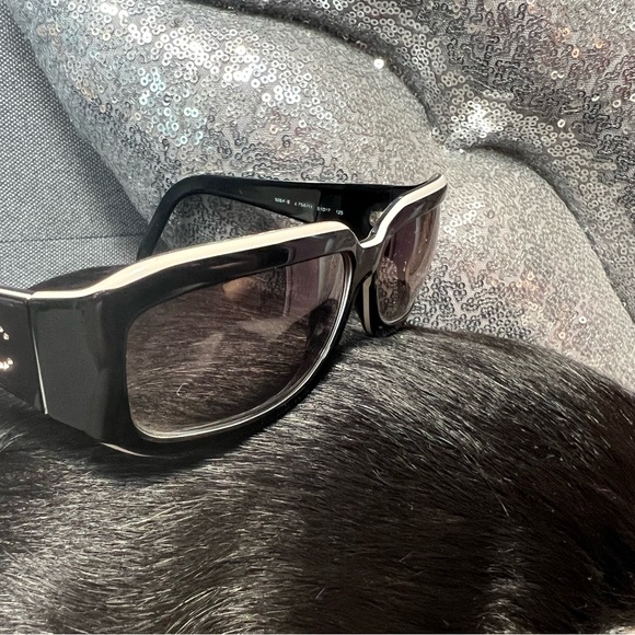 😎AUTHENTIC CHANEL BLACK AND WHITES😎 - Picture 3 of 8